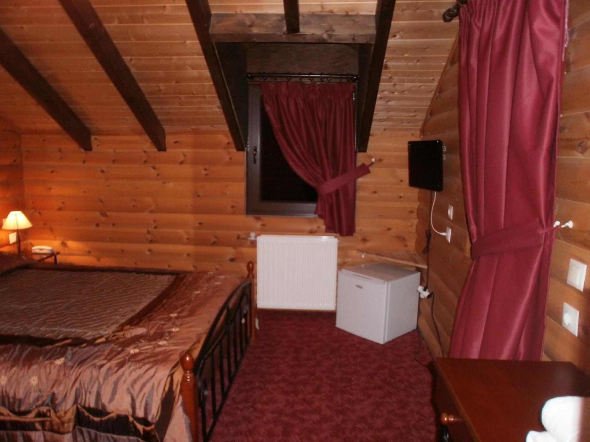 Stivakti Chalet Daire Karpenísion Dış mekan fotoğraf