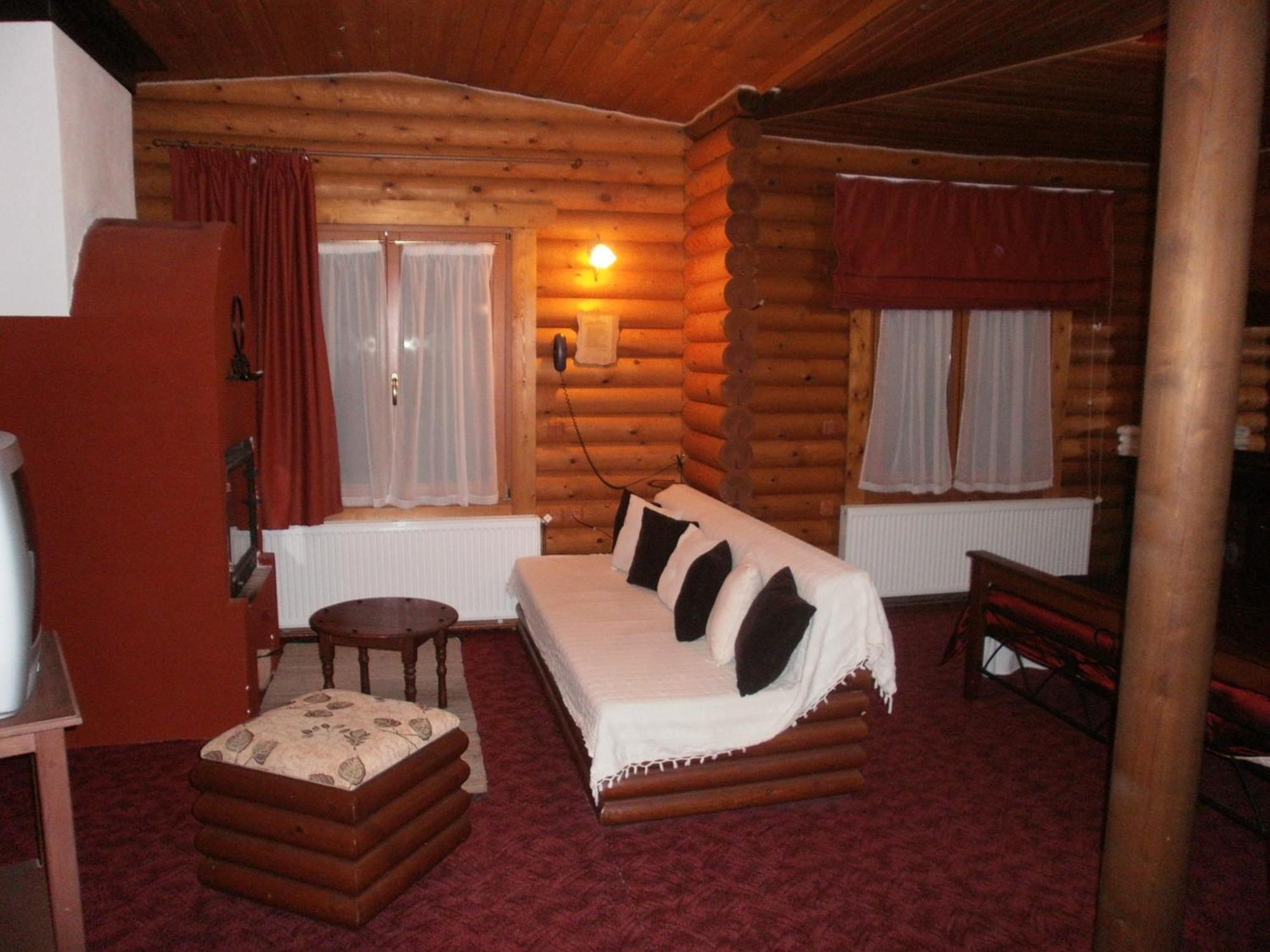 Stivakti Chalet Daire Karpenísion Dış mekan fotoğraf